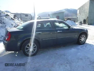 2007 Chrysler 300 C with VIN 2C3LK63H07H827552, listed as a Copart auction lot 45689325 with Not Provided miles and Salvage Title. Bid and sale history available at carsss.com. Image 4.