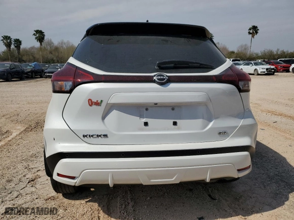2022 Nissan Kicks SR with VIN 3N1CP5DVXNL499513, listed as a Copart auction lot 42601555 with 52,186 mi miles and Salvage Title. Bid and sale history available at carsss.com. Image 6.