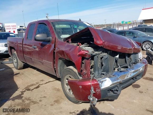 2008 Chevrolet Silverado 1500 LT w/1LT with VIN 2GCEC19CX81306736, listed as a IAAI auction lot 41598958 with 125,223 mi miles. Bid and sale history available at carsss.com. Image 14.
