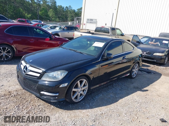 2013 Mercedes-Benz C 250 с VIN WDDGJ4HB9DF970401, выставлен на аукционе IAAI как лот 41981575 с пробегом 152 080 миль миль и . История ставок и продаж доступна на DreamBid. Изображение 2.