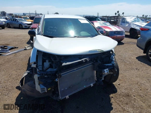 2017 Honda CR-V LX with VIN 2HKRW6H34HH219033, listed as a IAAI auction lot 41948876 with 105,813 mi miles. Bid and sale history available at carsss.com. Image 13.