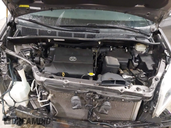 2015 Toyota Sienna Ltd with VIN 5TDDK3DC3FS106157, listed as a IAAI auction lot 41737202 with 173,724 mi miles. Bid and sale history available at carsss.com. Image 10.