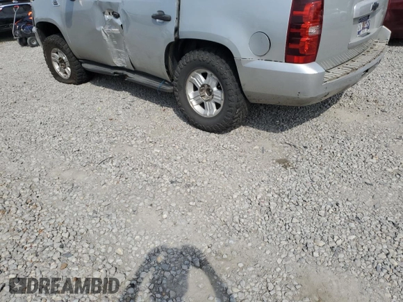 2010 Chevrolet Tahoe LS with VIN 1GNMCAE01AR154163, listed as a Copart auction lot 52541555 with Not provided miles and Salvage title. Bid and sale history available at DreamBid. Image 2.