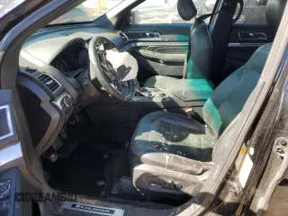 2016 Ford Explorer Sport с VIN 1FM5K8GT5GGA11863, выставлен на аукционе Copart как лот 57712035 с пробегом 170 439 миль миль и Списание • Salvage title. История ставок и продаж доступна на DreamBid. Изображение 7.