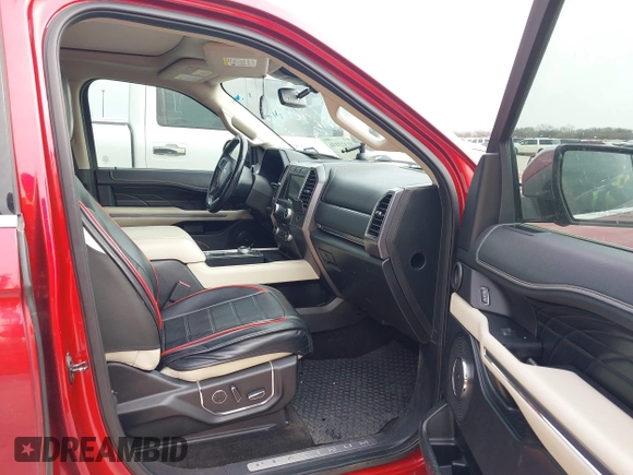 2018 Ford Expedition Platinum with VIN 1FMJU1LTXJEA15495, listed as a IAAI auction lot 41373116 with 150,385 mi miles. Bid and sale history available at carsss.com. Image 5.