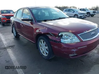 2006 Ford Five Hundred Limited z VIN 1FAFP28106G180763, wystawiony jako IAAI lot #41672882 z przebiegiem 127 357 mil mil oraz . Historia ofert i sprzedaży dostępna na DreamBid. Obrazek 18.