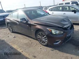 2019 Infiniti Q50 3.0t LUXE with VIN JN1EV7AP9KM512446, listed as a IAAI auction lot 41311730 with 105,000 mi miles. Bid and sale history available at carsss.com. Image 1.