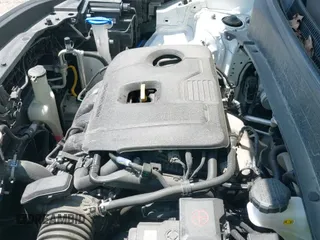 2025 Kia Seltos S z VIN KNDEUCAA0S7687168, wystawiony jako IAAI lot #42491867 z przebiegiem 18 024 mil mil oraz . Historia ofert i sprzedaży dostępna na DreamBid. Obrazek 19.