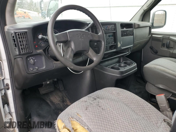 2006 Chevrolet Express Cargo with VIN 1GCHG35U961142376, listed as a Copart auction lot 47741725 with 268,409 mi miles and Clean title. Bid and sale history available at DreamBid. Image 8.
