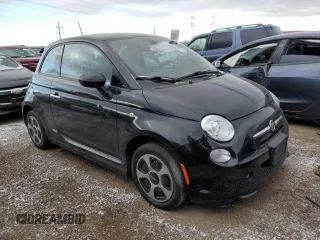 2017 FIAT 500e with VIN 3C3CFFGE6HT625165, listed as a Copart auction lot 84066494 with 41,264 mi miles and Salvage Title. Bid and sale history available at carsss.com. Image 4.