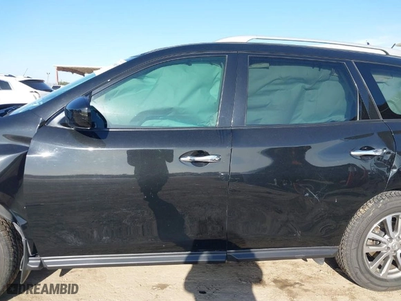 2015 Nissan Pathfinder S with VIN 5N1AR2MM0FC720419, listed as a IAAI auction lot 41580603 with 63,409 mi miles. Bid and sale history available at carsss.com. Image 15.