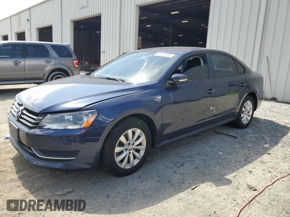 2014 Volkswagen Passat Wolfsburg Edition with VIN 1VWAT7A34EC109710, listed as a Copart auction lot 60604135 with 105,147 mi miles and Clean title. Bid and sale history available at DreamBid. Image 1.