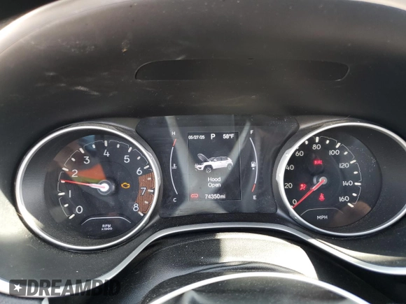 2019 Jeep Compass Latitude z VIN 3C4NJDBB1KT653452, wystawiony jako Copart lot #58297495 z przebiegiem 74 350 mil mil oraz Szkoda całkowita • Salvage title. Historia ofert i sprzedaży dostępna na DreamBid. Obrazek 9.