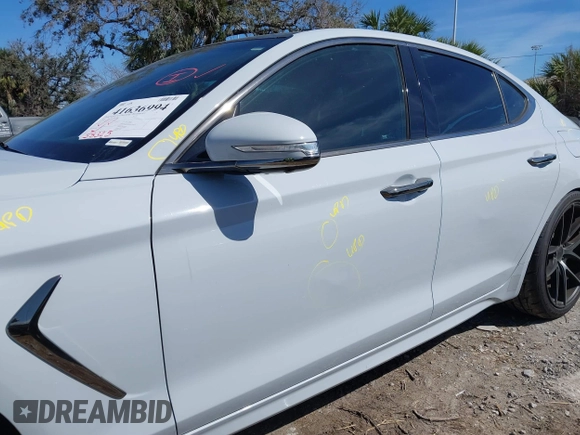 2019 Genesis G70 Dynamic with VIN KMTG34LE8KU031322, listed as a IAAI auction lot 41636994 with 55,325 mi miles and . Bid and sale history available at DreamBid. Image 18.