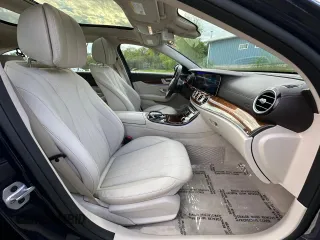 2019 Mercedes-Benz E 450 z VIN WDDZH6JB9KA591631, wystawiony jako Copart lot #58946415 z przebiegiem 158 139 mil mil oraz Czysty tytuł • Clean title. Historia ofert i sprzedaży dostępna na DreamBid. Obrazek 5.