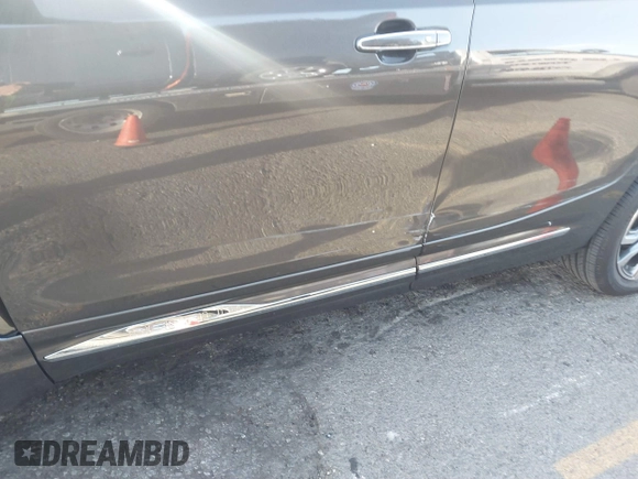 2019 GMC Terrain Denali with VIN 3GKALSEX3KL263560, listed as a IAAI auction lot 41277166 with 54,044 mi miles. Bid and sale history available at carsss.com. Image 17.