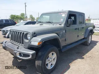 2021 Jeep Gladiator Sport S z VIN 1C6JJTAG9ML538769, wystawiony jako IAAI lot #42078142 z przebiegiem 49 924 mil mil oraz . Historia ofert i sprzedaży dostępna na DreamBid. Obrazek 6.