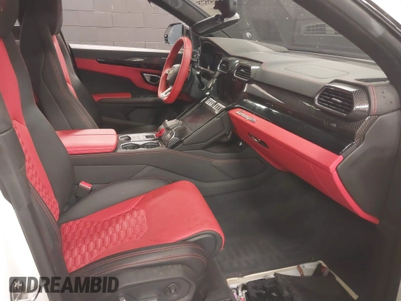 2019 Lamborghini Urus z VIN ZPBUA1ZL1KLA04859, wystawiony jako IAAI lot #41455275 z przebiegiem 13 380 mil mil oraz . Historia ofert i sprzedaży dostępna na DreamBid. Obrazek 5.