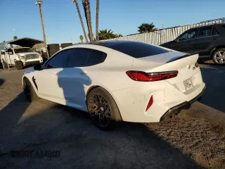 2022 BMW M8 Competition with VIN WBSGV0C07NCJ81642, listed as a Copart auction lot 88699925 with 28,286 mi miles and Salvage Title. Bid and sale history available at carsss.com. Image 2.
