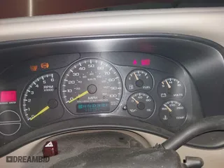 2001 Chevrolet Silverado 1500 LT with VIN 2GCEK19T411274200, listed as a IAAI auction lot 41505190 with 112,751 mi miles. Bid and sale history available at carsss.com. Image 7.