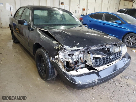1999 Ford Crown Victoria Police Pkg with VIN 2FAFP71W7XX105850, listed as a Copart auction lot 43760905 with 308,252 mi miles and Salvage Title. Bid and sale history available at carsss.com. Image 4.