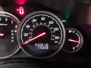 2006 Subaru Legacy Outback z VIN 4S4BP61C167319919, wystawiony jako IAAI lot #42344471 z przebiegiem 175 808 mil mil oraz . Historia ofert i sprzedaży dostępna na DreamBid. Obrazek 7.