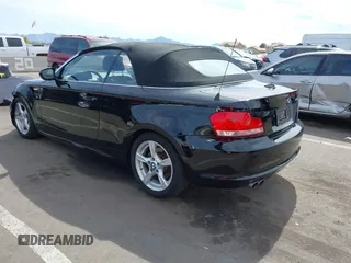 2012 BMW 1 Series 128i с VIN WBAUN1C53CVR00251, выставлен на аукционе IAAI как лот 42164868 с пробегом 96 440 миль миль и . История ставок и продаж доступна на DreamBid. Изображение 3.