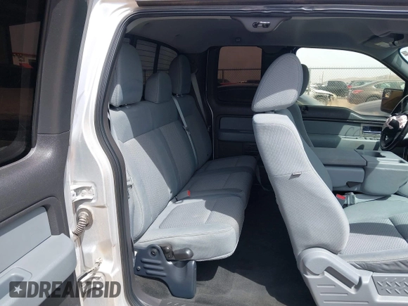 2011 Ford F-150 XL с VIN 1FTFX1CT2BFC64001, выставлен на аукционе IAAI как лот 41933533 с пробегом 127 833 миль миль и . История ставок и продаж доступна на DreamBid. Изображение 8.