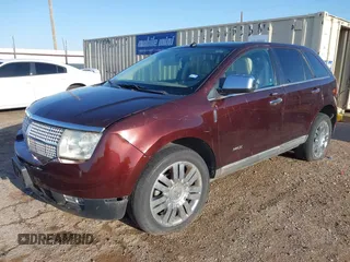2009 Lincoln MKX z VIN 2LMDU88CX9BJ02825, wystawiony jako IAAI lot #41946040 z przebiegiem 171 395 mil mil oraz . Historia ofert i sprzedaży dostępna na DreamBid. Obrazek 2.