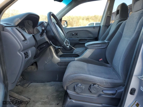 2004 Honda Pilot LX with VIN 2HKYF18194H546213, listed as a Copart auction lot 89314315 with 172,253 mi miles and Salvage Title. Bid and sale history available at carsss.com. Image 7.
