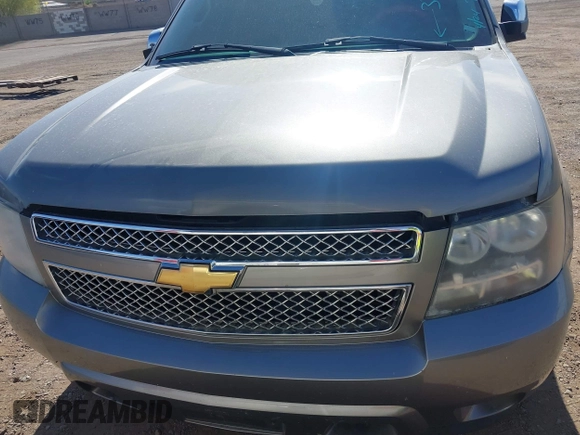 2007 Chevrolet Tahoe LTZ with VIN 1GNFK13037J331012, listed as a IAAI auction lot 42122457 with 111,130 mi miles and . Bid and sale history available at DreamBid. Image 6.