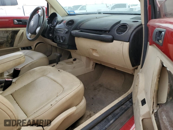 2008 Volkswagen Beetle SE with VIN 3VWRF31YX8M409219, listed as a Copart auction lot 45385085 with 85,734 mi miles and Salvage title. Bid and sale history available at DreamBid. Image 11.