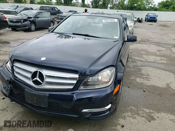 2013 Mercedes-Benz C 250 Sport с VIN WDDGF4HB9DR298923, выставлен на аукционе Copart как лот 56575025 с пробегом 63 041 миль миль и Списание • Salvage title. История ставок и продаж доступна на DreamBid. Изображение 13.