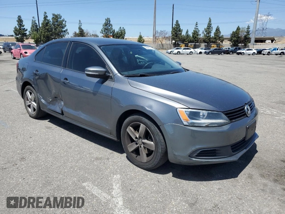 2012 Volkswagen Jetta SE z VIN 3VWDP7AJ2CM128574, wystawiony jako Copart lot #56896795 z przebiegiem 117 329 mil mil oraz Szkoda całkowita • Salvage title. Historia ofert i sprzedaży dostępna na DreamBid. Obrazek 4.