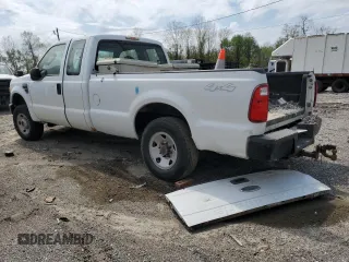 2008 Ford Super Duty F-250 SRW XL with VIN 1FTSX21R58EE11907, listed as a Copart auction lot 51652285 with 155,754 mi miles and Clean Title. Bid and sale history available at carsss.com. Image 2.
