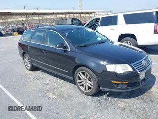 2008 Volkswagen Passat Lux with VIN WVWTK93C68E113287, listed as a IAAI auction lot 42561740 with 216,231 mi miles and . Bid and sale history available at DreamBid. Image 1.