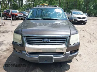 2006 Ford Explorer XLT z VIN 1FMEU73E36UB70375, wystawiony jako IAAI lot #42460992 z przebiegiem 177 637 mil mil oraz . Historia ofert i sprzedaży dostępna na DreamBid. Obrazek 12.