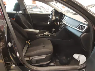 2020 Kia Optima LX with VIN 5XXGT4L37LG422014, listed as a IAAI auction lot 42336837 with 29,699 mi miles and . Bid and sale history available at DreamBid. Image 5.