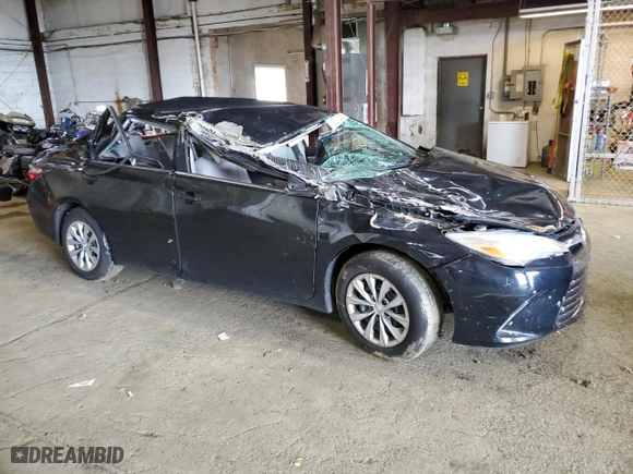 2016 Toyota Camry XLE with VIN 4T1BF1FK8GU126627, listed as a Copart auction lot 45021345 with 83,626 mi miles and Salvage Title. Bid and sale history available at carsss.com. Image 4.