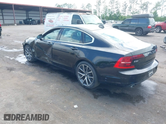 2018 Volvo S90 Momentum z VIN LVY982AKXJP032631, wystawiony jako IAAI lot #42204902 z przebiegiem 178 192 mil mil oraz . Historia ofert i sprzedaży dostępna na DreamBid. Obrazek 3.