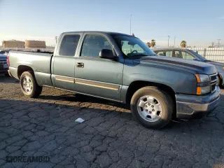 2006 Chevrolet Silverado 1500 LT1 with VIN 1GCEC19V86Z145583, listed as a Copart auction lot 86833584 with 250,527 mi miles and Salvage Title. Bid and sale history available at carsss.com. Image 4.
