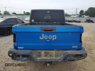 2021 Jeep Gladiator Overland with VIN 1C6HJTFG7ML585693, listed as a Copart auction lot 53058485 with 47,804 mi miles and Salvage title. Bid and sale history available at DreamBid. Image 6.