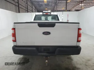2022 Ford F-150 XL with VIN 1FTMF1CB8NKD57327, listed as a Copart auction lot 51118755 with 43,578 mi miles and Clean Title. Bid and sale history available at carsss.com. Image 6.