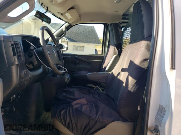 2019 GMC Savana Cargo z VIN 1GTW7AFG6K1294520, wystawiony jako Copart lot #83498774 z przebiegiem 145 685 mil mil oraz Szkoda całkowita • Salvage title. Historia ofert i sprzedaży dostępna na DreamBid. Obrazek 7.