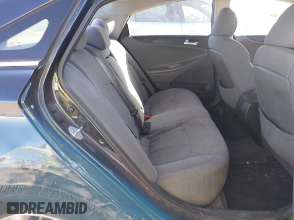 2013 Hyundai Sonata GLS z VIN 5NPEB4ACXDH810745, wystawiony jako IAAI lot #42257271 z przebiegiem 234 079 mil mil oraz . Historia ofert i sprzedaży dostępna na DreamBid. Obrazek 8.