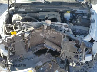 2021 Ram 1500 Tradesman z VIN 3C6RR6KG6MG707882, wystawiony jako Copart lot #80665484 z przebiegiem 122 055 mil mil oraz Szkoda całkowita • Salvage title. Historia ofert i sprzedaży dostępna na DreamBid. Obrazek 11.