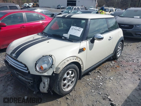 2012 MINI Hardtop with VIN WMWSU3C53CT185697, listed as a IAAI auction lot 41761981 with 201,335 mi miles and . Bid and sale history available at DreamBid. Image 2.