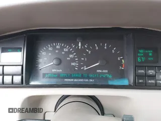 1993 Cadillac Seville Touring STS z VIN 1G6KY5297PU804313, wystawiony jako IAAI lot #42001104 z przebiegiem 242 756 mil mil oraz . Historia ofert i sprzedaży dostępna na DreamBid. Obrazek 7.