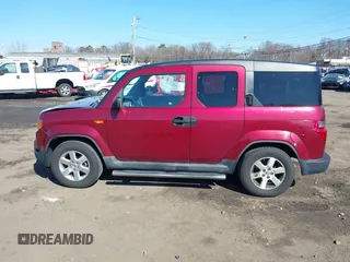 2011 Honda Element EX with VIN 5J6YH2H7XBL002519, listed as a IAAI auction lot 41886519 with 209,606 mi miles and . Bid and sale history available at DreamBid. Image 14.