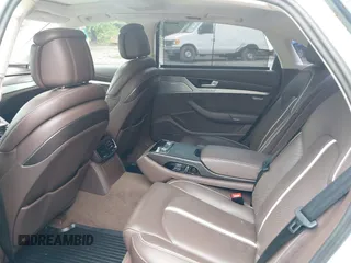 2015 Audi A8 4.0T z VIN WAU32AFD5FN008739, wystawiony jako IAAI lot #42387612 z przebiegiem 94 893 mil mil oraz . Historia ofert i sprzedaży dostępna na DreamBid. Obrazek 8.